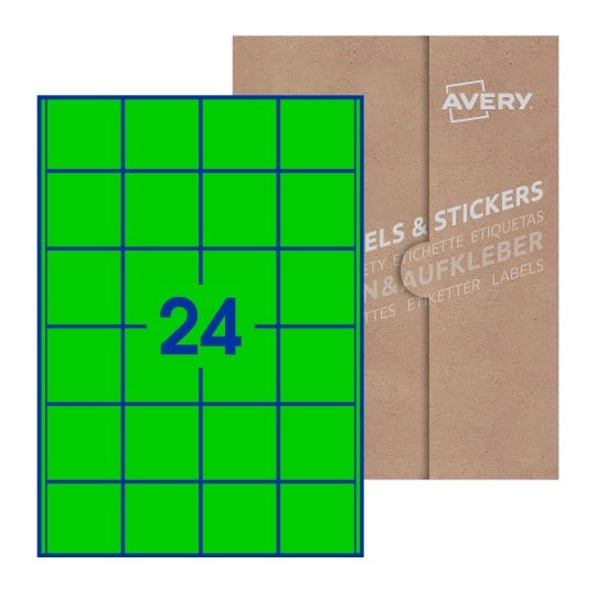 illustrazione di un foglio con 15 etichette quadrate e sullo sfondo una confezione marrone - Etichette adesive quadrate 50 x 50mm