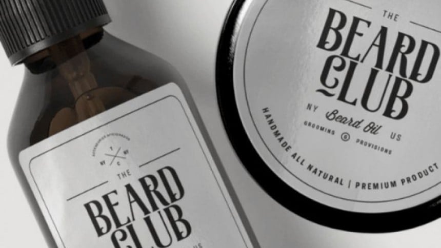 Bottiglia di olio per barba e barattolo di balsamo per barba con applicate etichette adesive argento