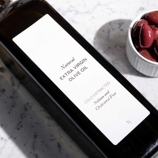 etichette adesive personalizzate per bottiglie di olio