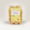 confezione di pasta con etichetta rettangolare stampata con le informazioni sul prodotto