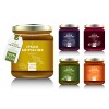 barattoli di marmellate con applicate delle etichette rettangolari con stampate diverse grafiche