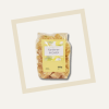 confezione di pasta con etichetta adesiva stampata con le informazioni sul prodotto